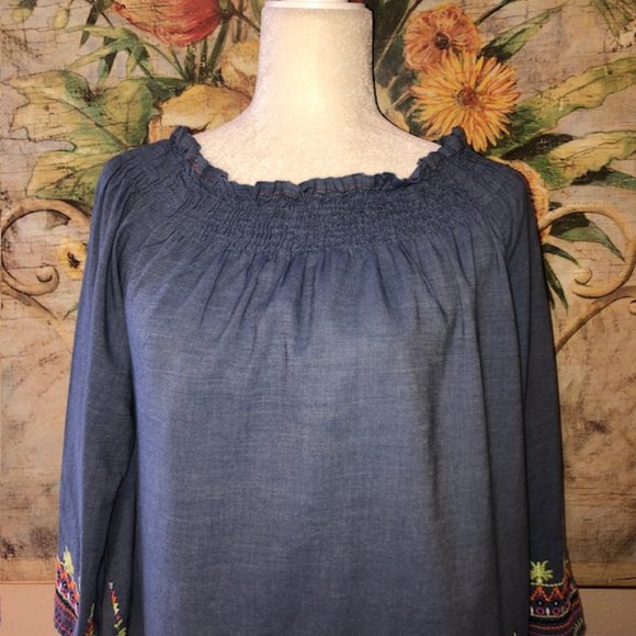 Sz S/M Anthropologie Charlie Paige Blue Chambray Embroidered Smocked L/S Shirt - Picture 5 of 12